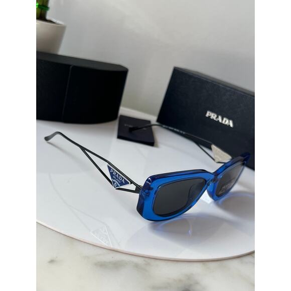 NEW Prada PR14YS Sunglasses in Blue - Picture 8 of 9